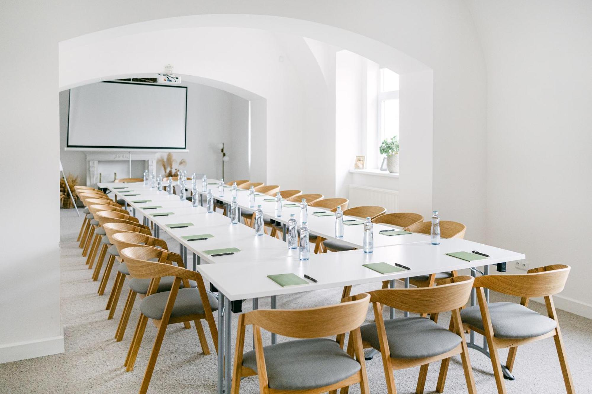 Na Kmine Hotell Obristvi Exteriör bild