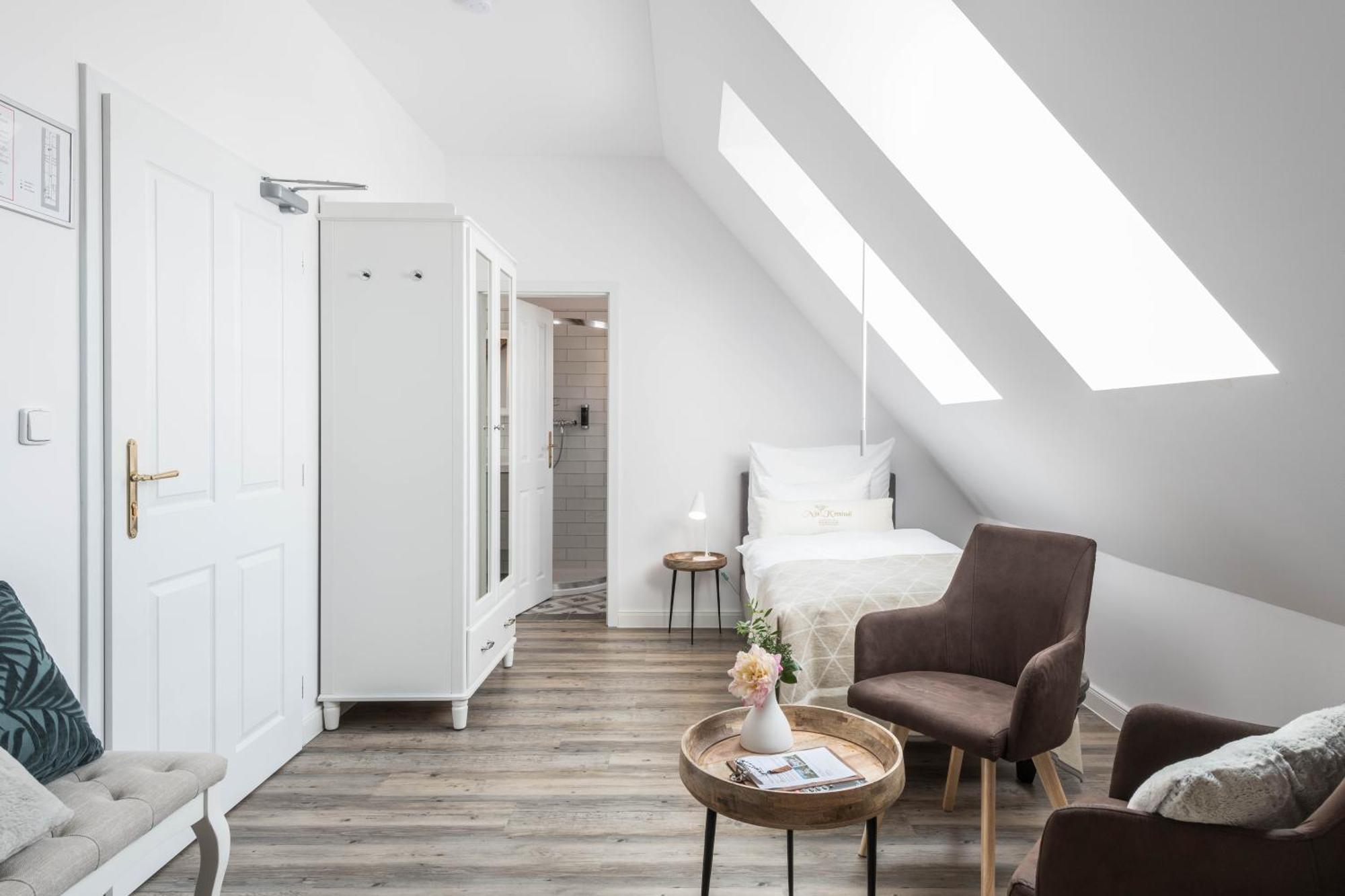 Na Kmine Hotell Obristvi Exteriör bild